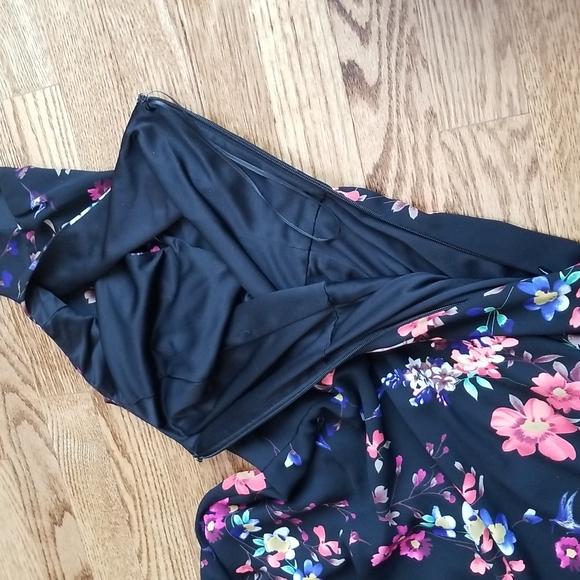 (0) Express Floral Fit & Flare Dress Keyhole Chest Cutout Summer Beach Vacation - Picture 6 of 8